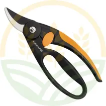 Tijera de Podar Bypass Fiskars Elegance P44 | Agrokron